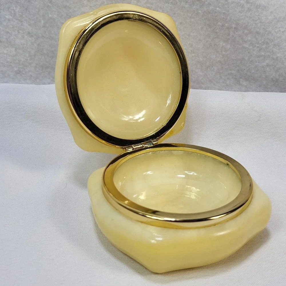 Vintage Hand Painted Porcelain Trinket Box Floral‎ Golden Tone Hinged